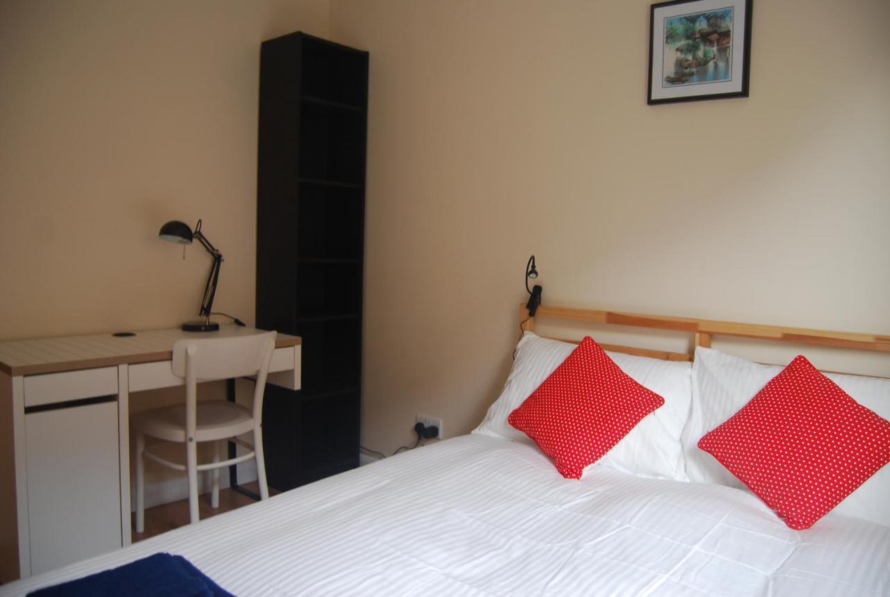 Central 3 Bed Flat Close To University And The Meadows Edinburg Exteriör bild